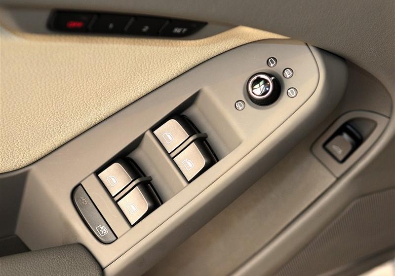 2011款 2.0 TFSI 技术型