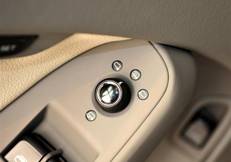 2011款 2.0 TFSI 技术型