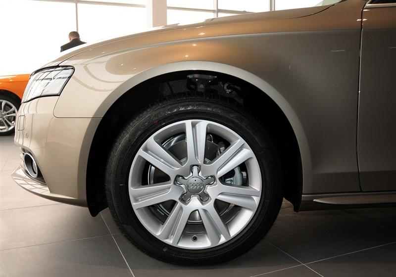 2011款 2.0 TFSI 豪华型
