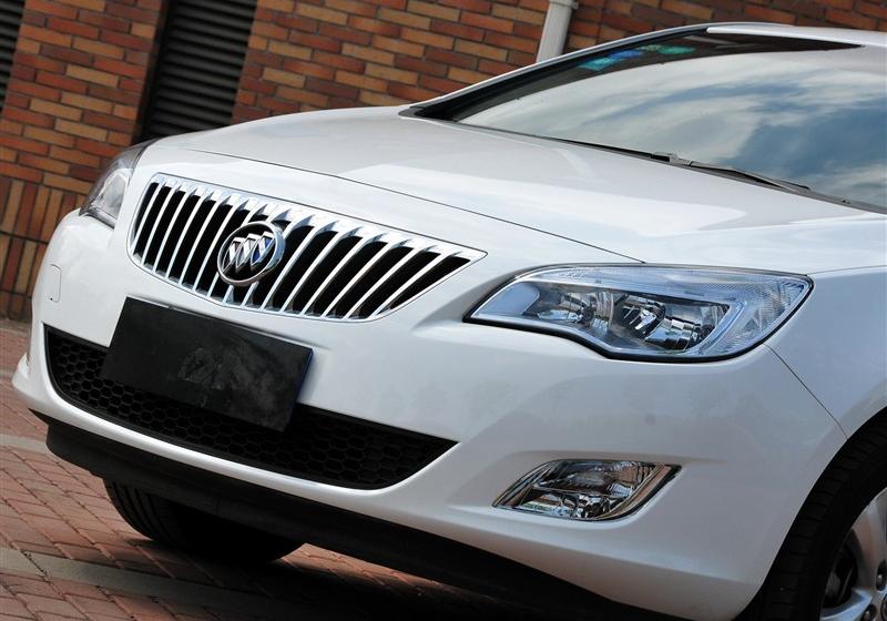 2010款 XT 1.6T 时尚运动版