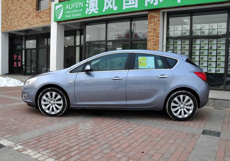 2010款 XT 1.8L 自动豪华版