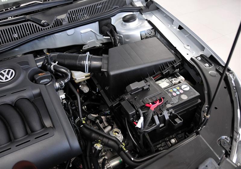 2011款 2.0L 手动品悠版