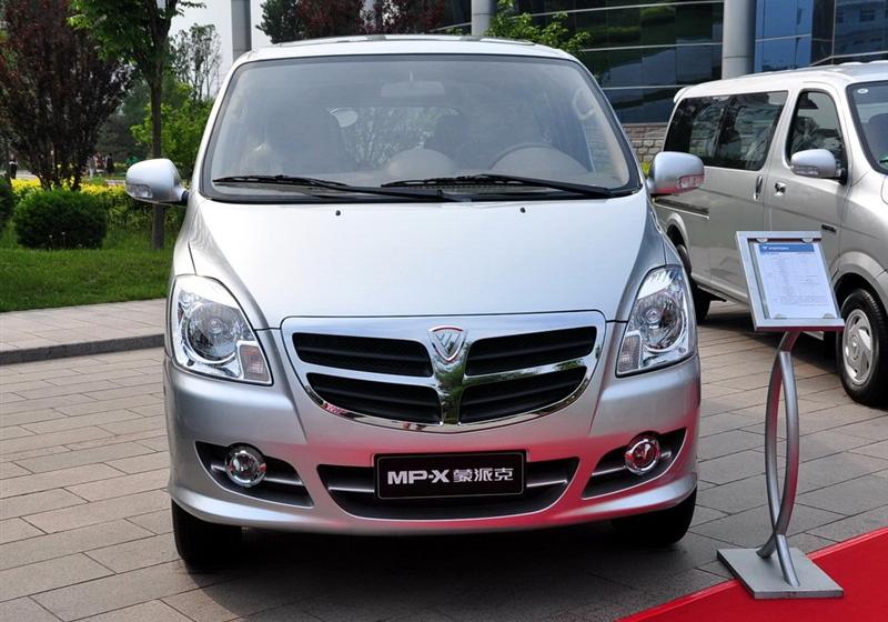 2010款2.5L财富快车标准版M250D-493ZQ3B