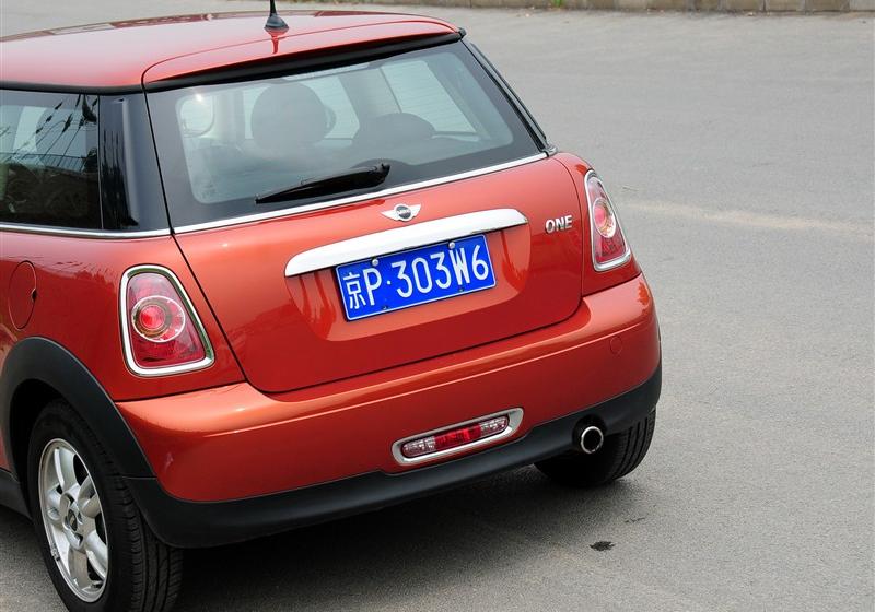 2011款 1.6L ONE