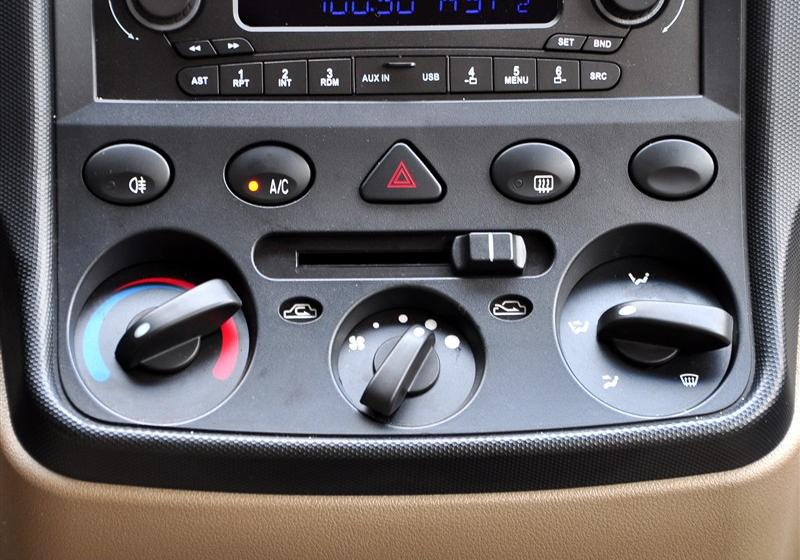 2010款 1.4L 舒适型