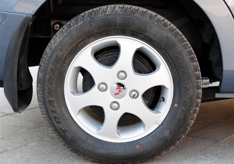 2010款 1.4L 豪华型