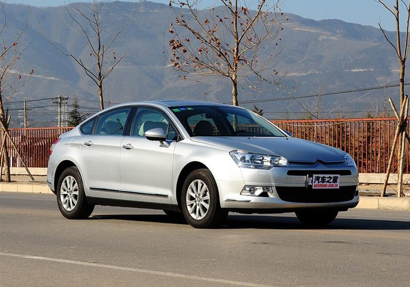 2011款2.0L 东方之旅手动舒适型