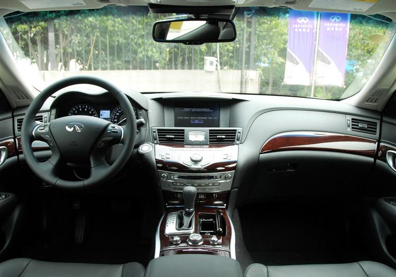 2011款 M37