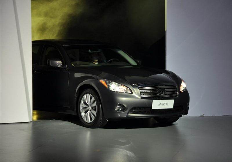 2011款 M37