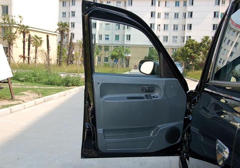 2009款 2.5T AT标配
