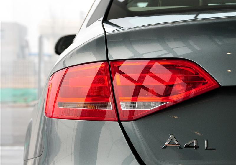 2011款 1.8 TFSI 舒适型