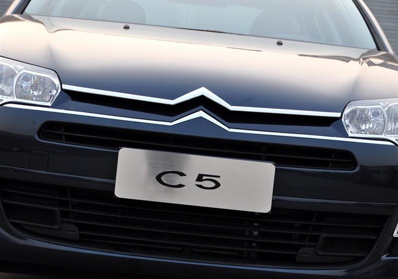 2010款 2.3L 尊雅型