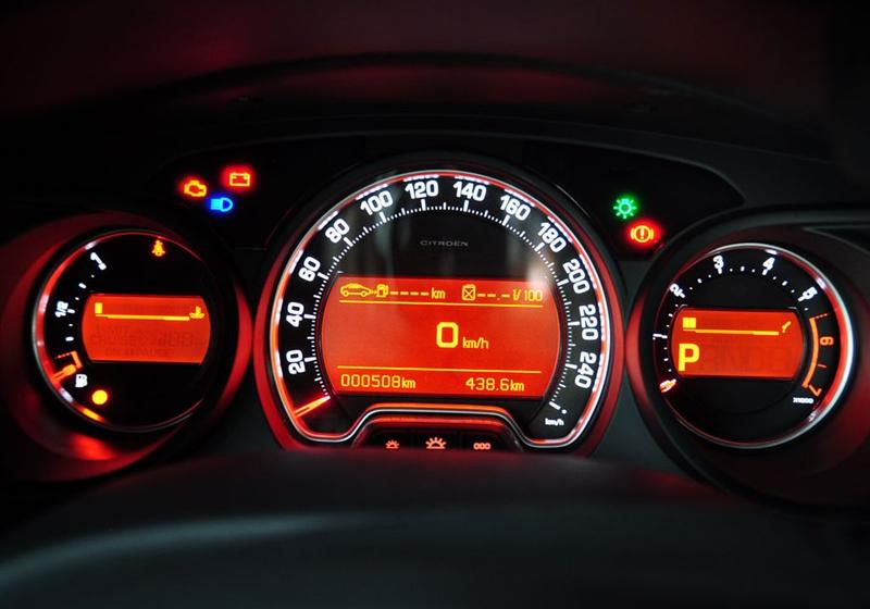 2010款 2.3L 尊雅型
