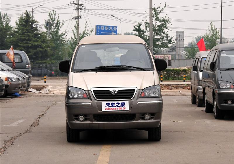 2011款 2.0L-Q3 7座长轴标准版4G94