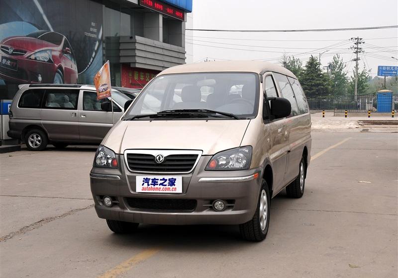 2011款 2.0L-Q3 7座长轴标准版4G94