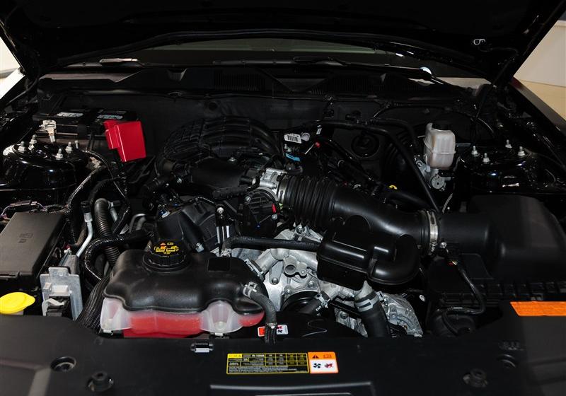 2012款 3.7L V6自动豪华型