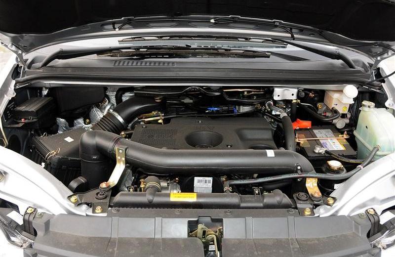 2012款 2.0L Q3短轴标准版