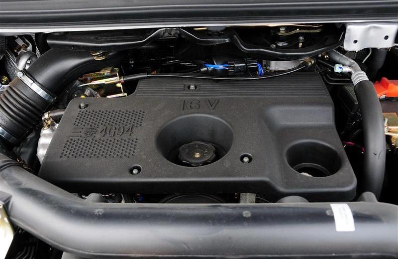 2012款 2.0L Q3短轴标准版
