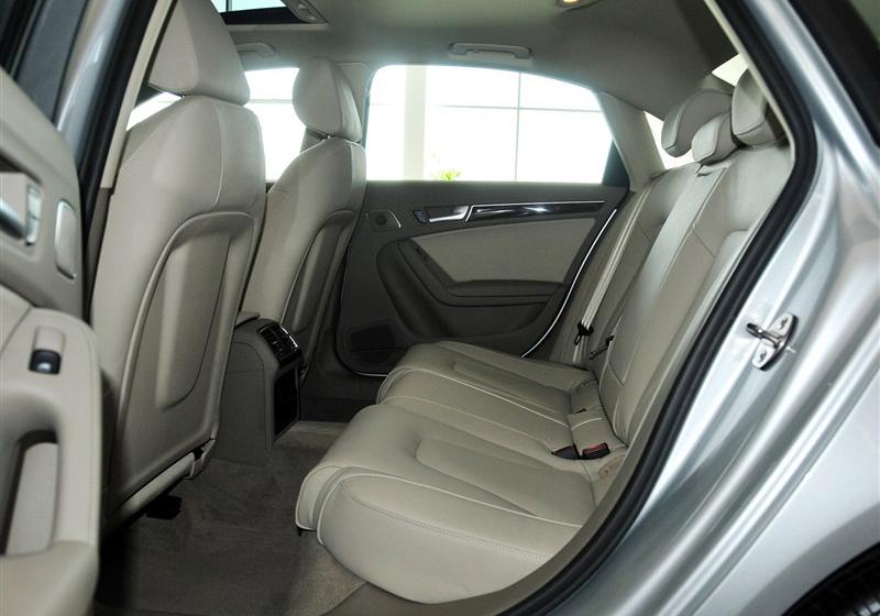 2012款 2.0 TFSI 自动技术型