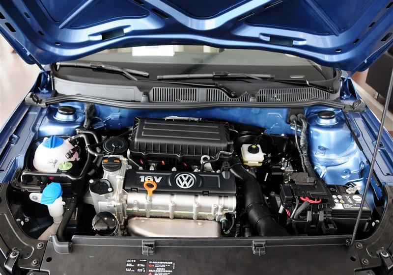 2013款 1.6L 自动豪华版