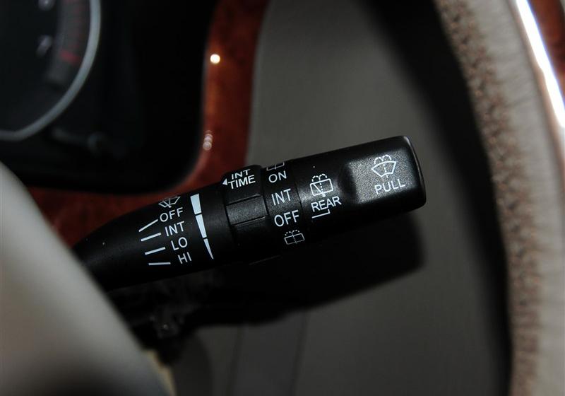 2012款 2.0L财富快车舒适版短轴版4Gi-VVT
