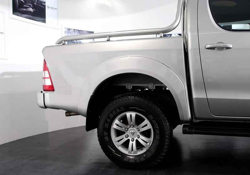 2012款 2.8T两驱基本型ISF2.8