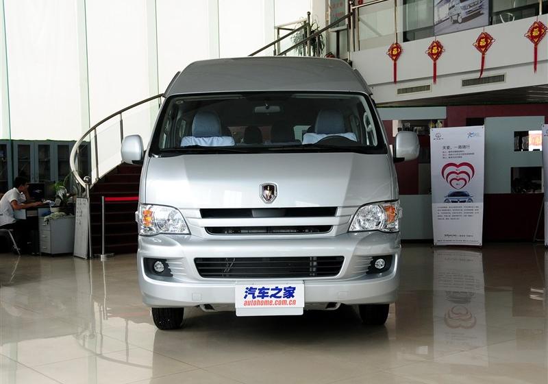 2011款 2.4L大海狮L 汽油豪华型