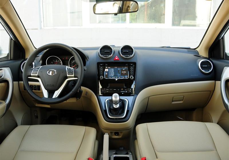2012款 1.5T 手动两驱精英型