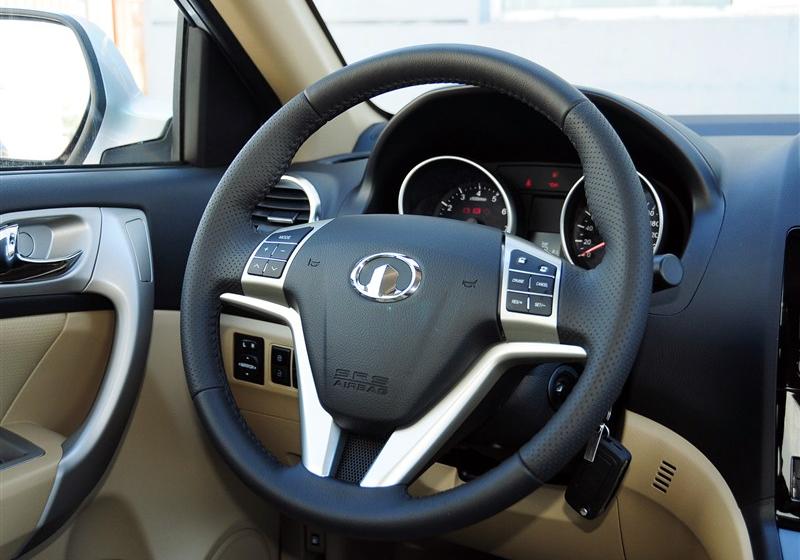2012款 1.5T 手动两驱精英型