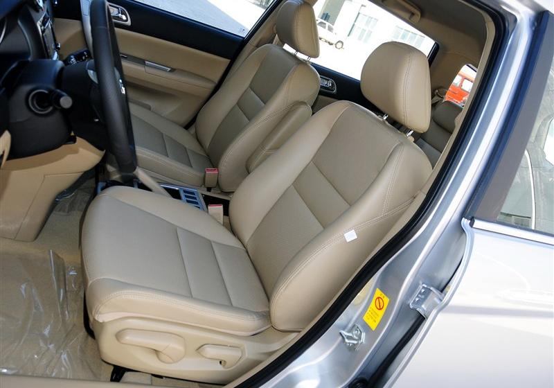 2012款 1.5T 手动两驱精英型