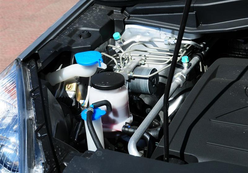 2012款 1.5T 手动两驱精英型