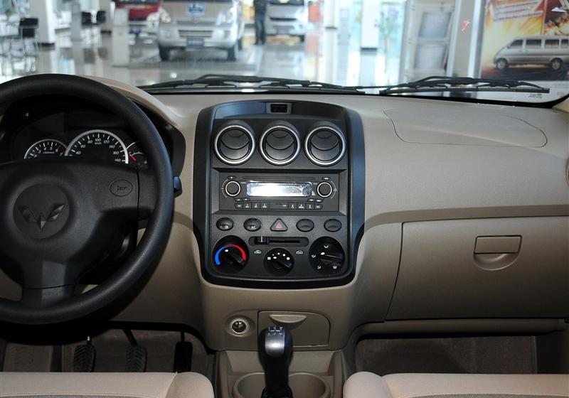2010款 1.2L标准型