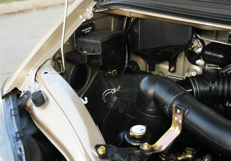 2013款 M5 Q3 2.0L 7座长轴舒适型