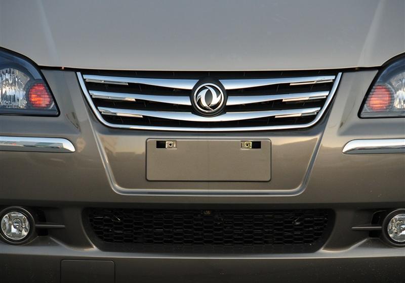 2013款 M5 Q3 2.0L 7座长轴舒适型