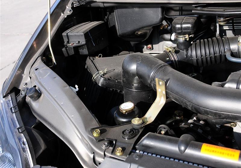 2013款 M5 Q7 2.0L 7座长轴舒适型