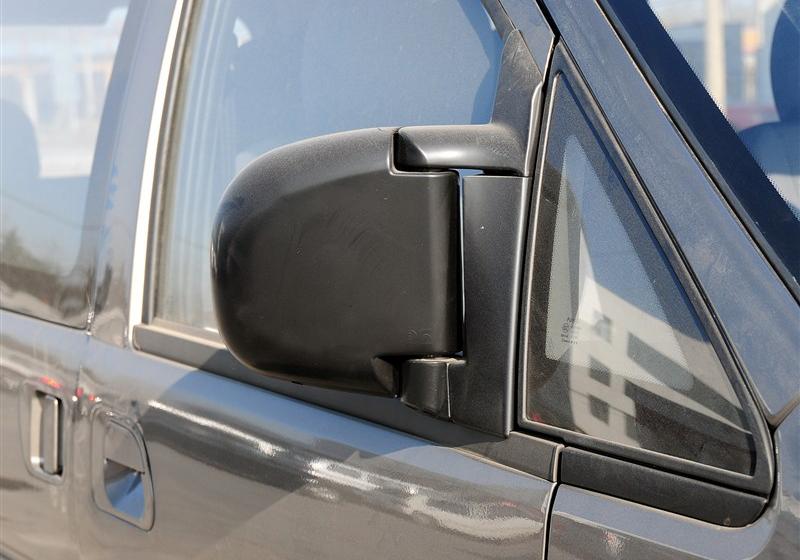 2013款 M5 Q7 2.0L 7座长轴舒适型