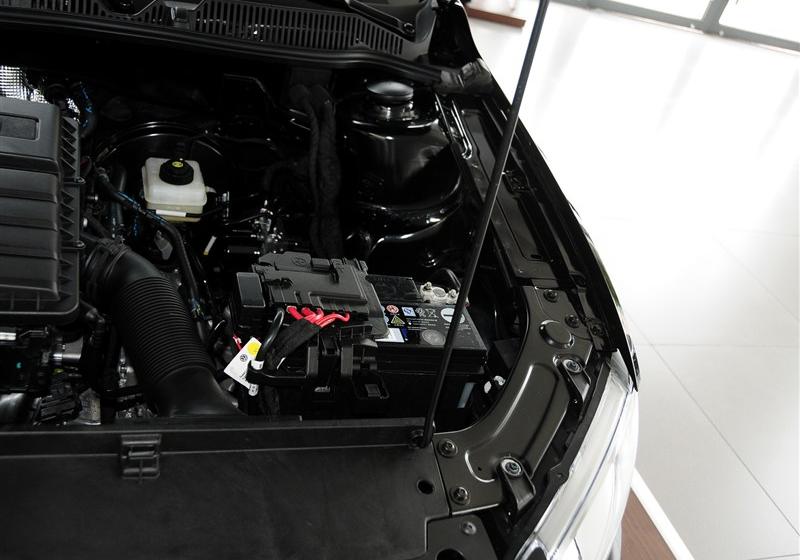 2013款 改款 1.6L 自动豪华版