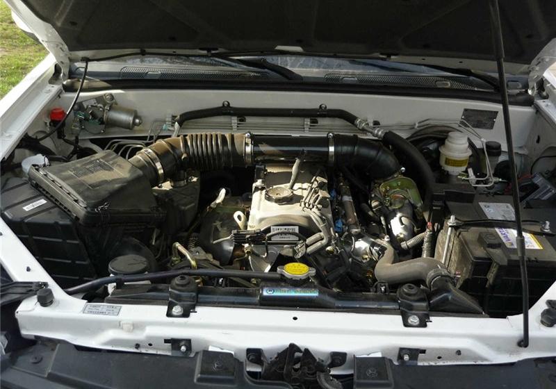 2012款 智尊版 2.0L 四驱豪华型