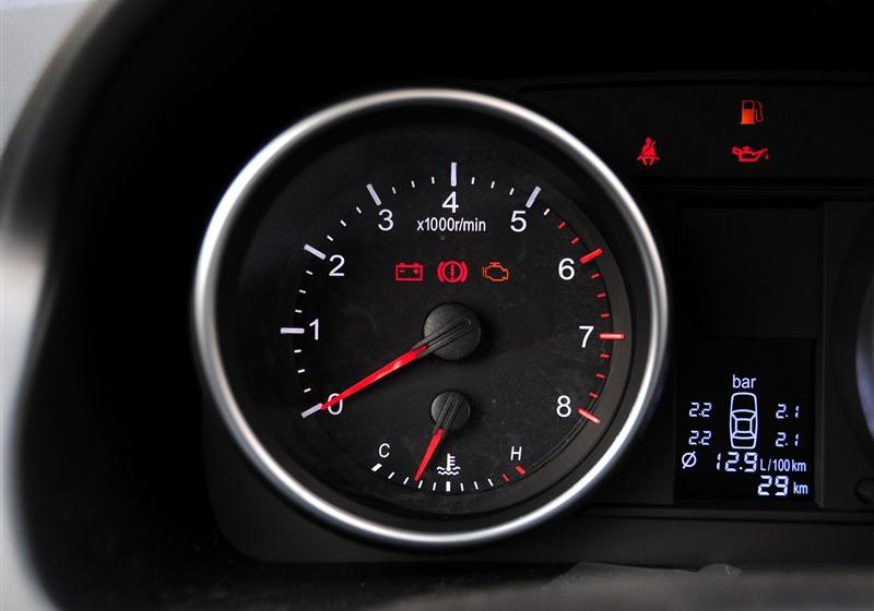2013款 1.5T 手动四驱精英型