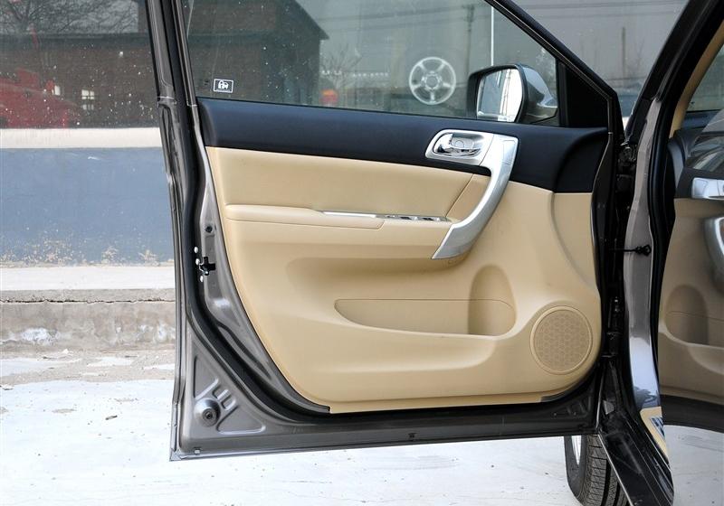 2013款 1.5T 手动四驱精英型