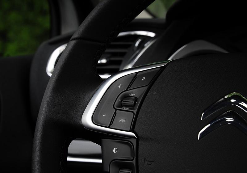 2013款 1.8L 自动劲驰版