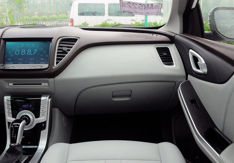 2013款 1.8T 自动旗舰型