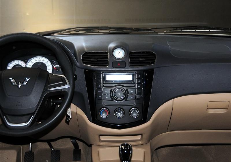 2013款 1.5L S 舒适型