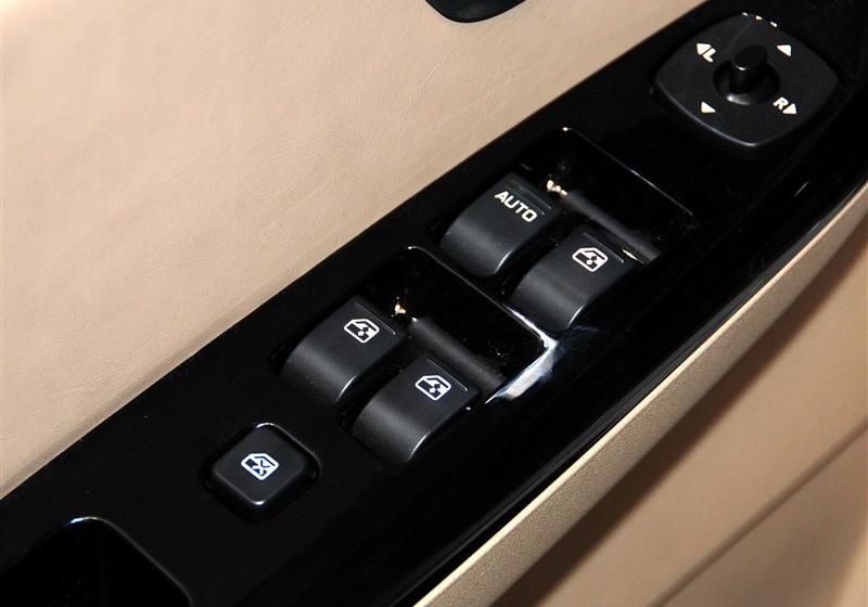 2013款 1.5L S 舒适型