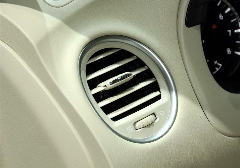 2013款 3.5L 两驱卓越版