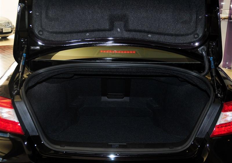 2013款 2.5L 舒适版