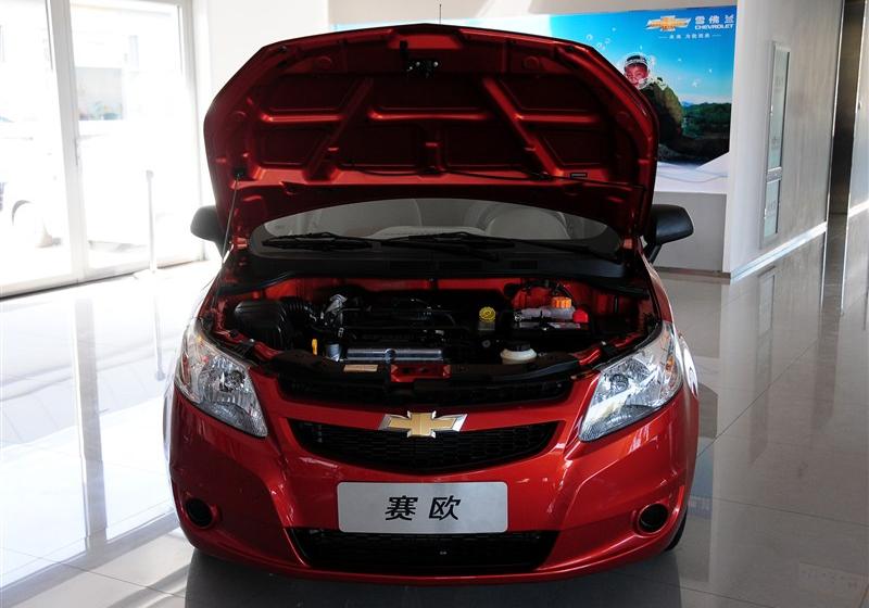 2013款 三厢 1.2L 手动时尚版