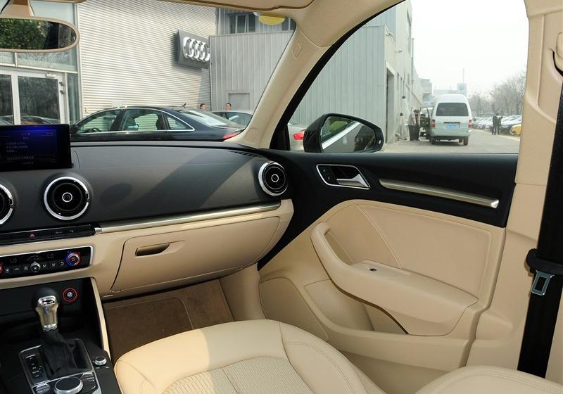 2014款 Limousine 40 TFSI S line舒适型