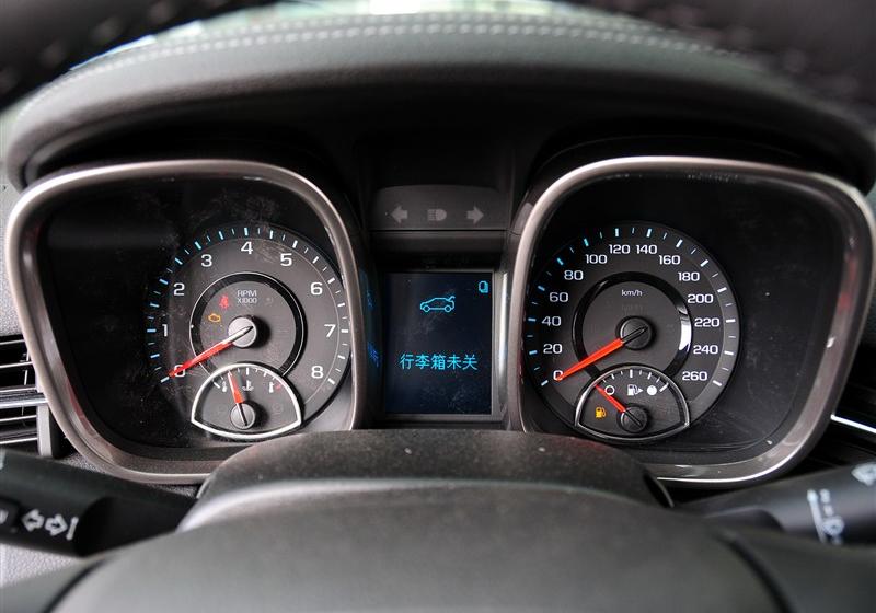 2014款 2.0L 自动豪华版