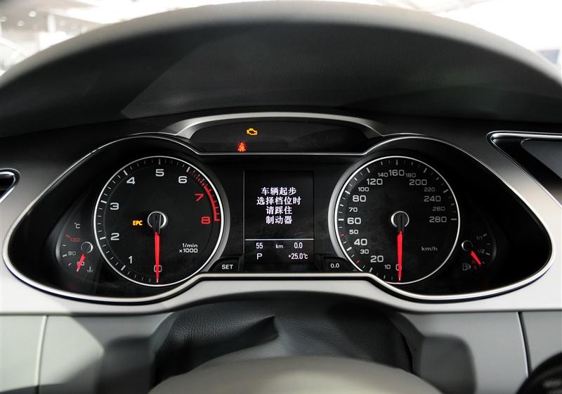 2013款 35 TFSI 自动豪华型